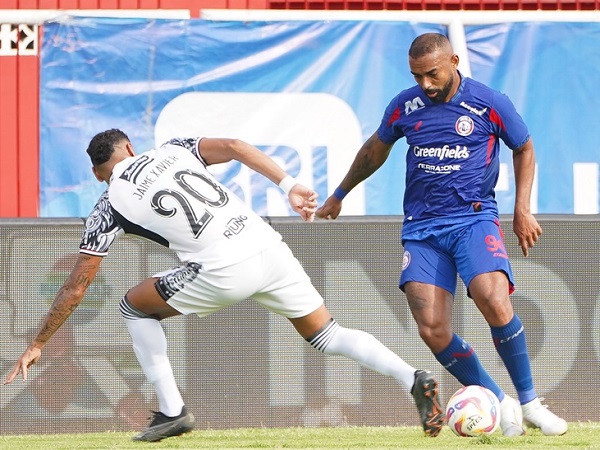 Penyerang Arema FC, Dalberto di laga kontra Bali United