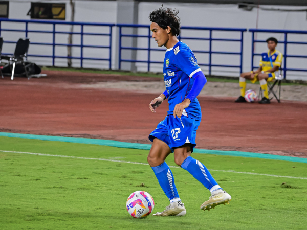 Zalnando akan tampil membela Persib melawan PSIS yang merupakan mantan timnya