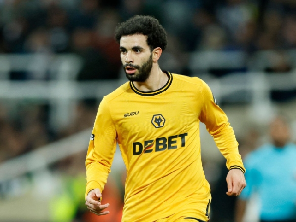 Bek kiri Wolves, Rayan Ait-Nouri