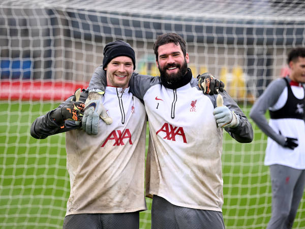 Arne Slot Siap Rotasi Tim Liverpool, Siapa yang Akan Jadi Kiper?
