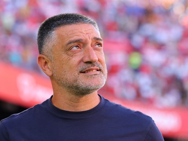 Pelatih Sevilla Nilai Gaya Main Flick Cocok dengan Barcelona