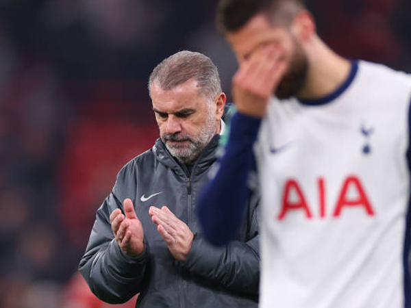 Ange Postecoglou Terima Kritik, Tapi Minta Pemain Tottenham Tak Disalahkan