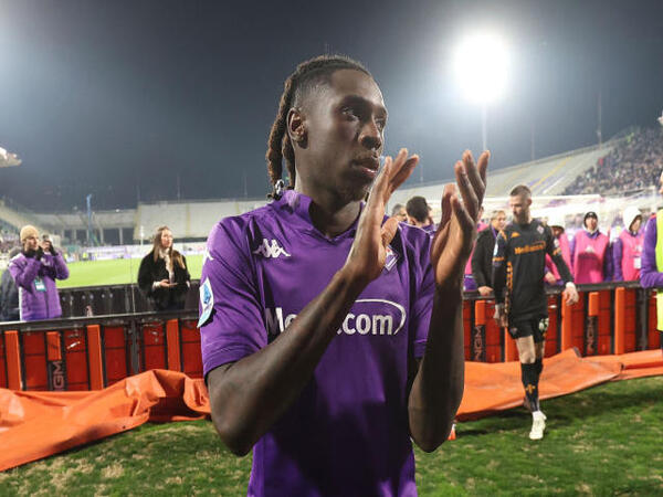 Moise Kean menjadi rebutan dua klub London Utara menyusul performa gemilangnya bersama Fiorentina musim ini / via Getty Images