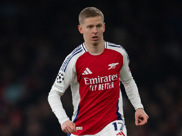 Oleksandr Zinchenko kehilangan tempat di tim inti Arsenal