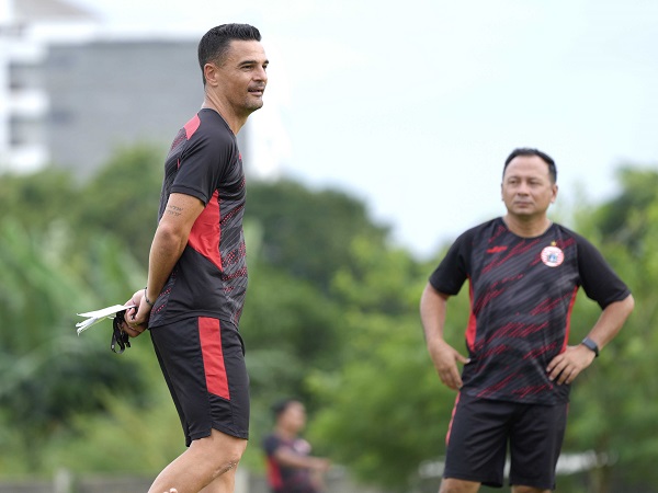 Pelatih Persija Jakarta, Carlos Pena