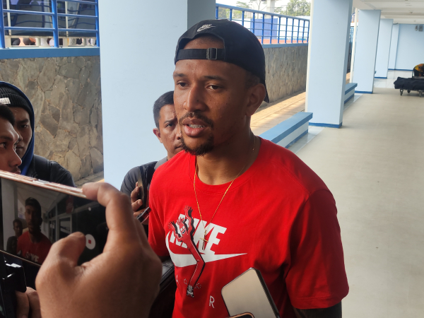 Bek Persib, Gustavo Franca