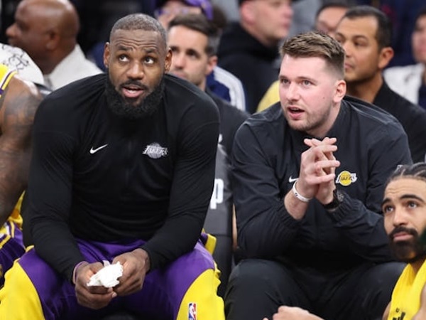 Rick Carlisle Nilai Luka Doncic dan LeBron James Bisa Bekerja Sama