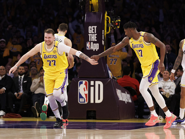 Luka Doncic meyakini Lakers akan jadi tim yang berbahaya.
