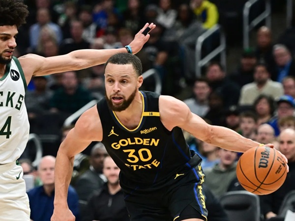 Stephen Curry Ingin Akhiri Karier dengan Kompetitif