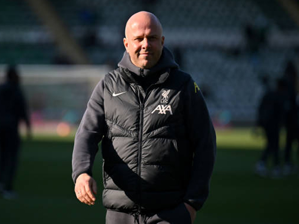 Dari Lagu Hingga Frasa Scouse, Arne Slot Bicara Soal Hidupnya di Liverpool