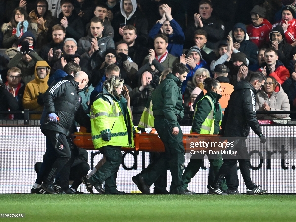 Striker Nottingham Forest, Taiwo Awoniyi, mengalami cedera serius