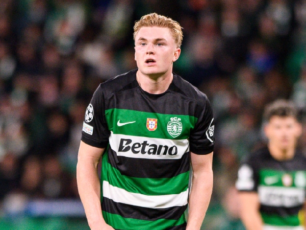 Conrad Harder, striker muda Sporting Lisbon yang diincar Chelsea