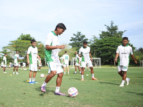 Gelandang PSS Sleman, Jayus Hariono