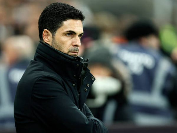 Jelang Leicester vs Arsenal, Mikel Arteta Puji Ruud van Nistelrooy