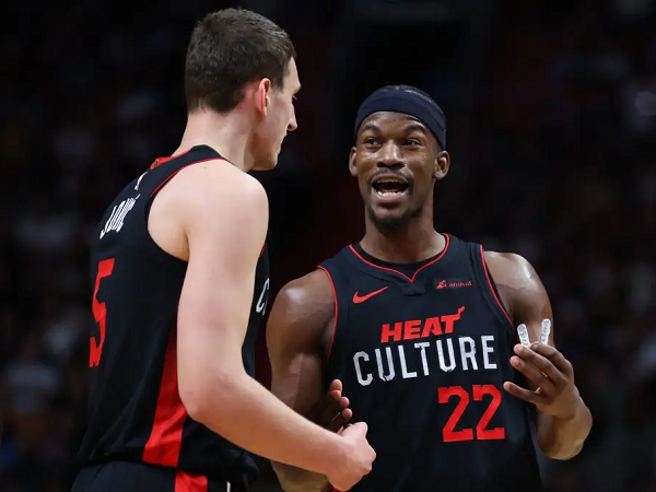 Nikola Jovic senang bisa dapat ilmu berharga dari Jimmy Butler.