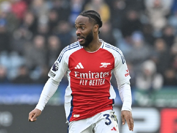 Penampilan Raheem Sterling saat Arsenal melawan Leicester City dikritik Michael Owen