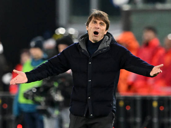 Napoli Buang Kemenangan di Menit Akhir Lagi, Antonio Conte Akui Kecewa