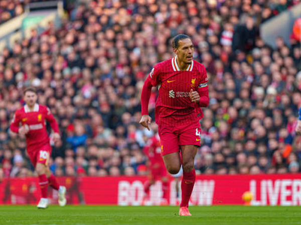 Virgil van Dijk Ingatkan Liverpool untuk Tidak Meremehkan Wolves