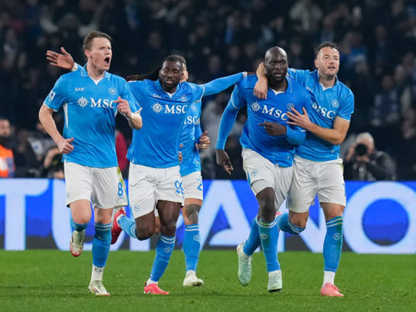 Napoli Paling Berkembang di Serie A, Inter Milan dan AC Milan Merosot