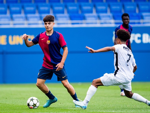 Barcelona Panggil Gelandang Muda Dijuluki New Eusebio Latihan ke TIm Utama