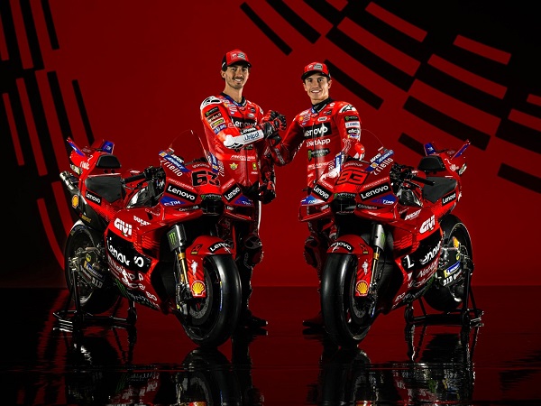 Francesco Bagnaia tak temukan masalah bertandem dengan Marc Marquez.