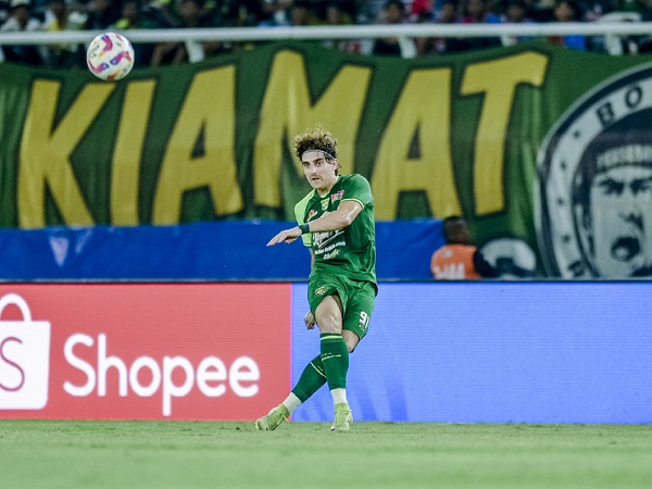 Pemain Persebaya Surabaya, Dejan Tumbas