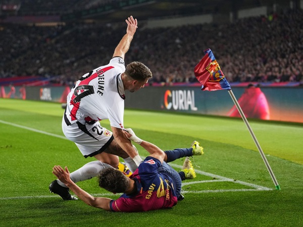Presiden Rayo Vallecano Kritik Wasit Usai Dikalahkan Barcelona