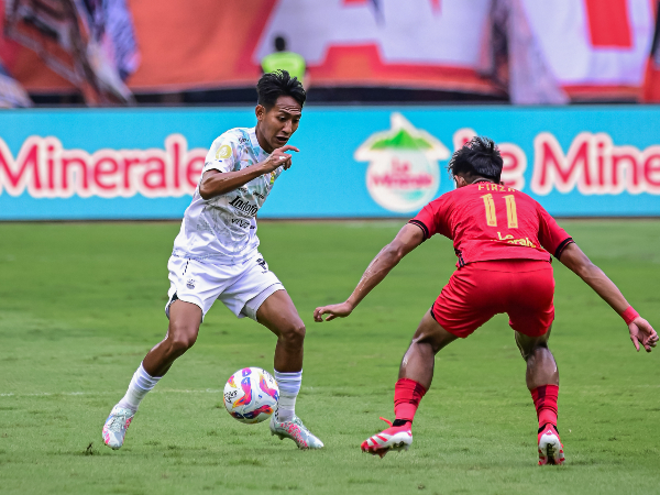 Beckham Putra Nugraha lakukan selebrasi ice cold ala Cole Palmer di laga melawan Persija