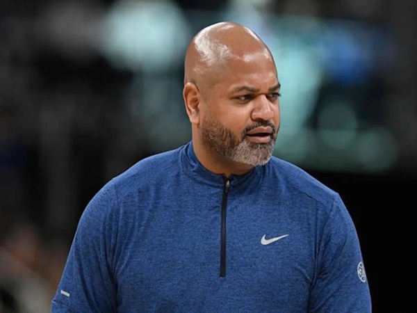 J.B Bickerstaff Minta Pemain Pistons Pertahankan Mindset