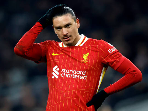 Darwin Nunez Semakin Terpinggirkan, Liverpool Pertimbangkan Penjualan