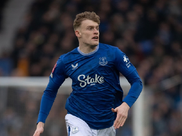 Bek andalan Everton, Jarrad Branthwaite