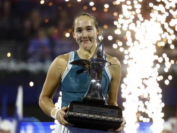 Naik Podium Juara Di Dubai, Mirra Andreeva Torehkan Tonggak Bersejarah