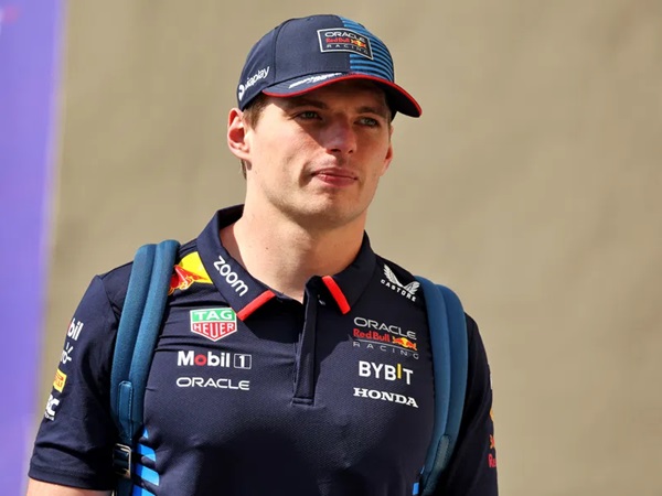 Max Verstappen Lebih Baik Kecelakaan daripada Dikalahkan