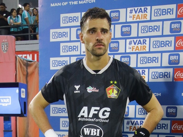 Kiper asing Persik Kediri, Leonardo Navacchio