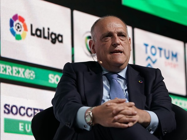 Javier Tebas Bahas Mengenai Masalah Pendaftaran Dani Olmo-Pau Victor