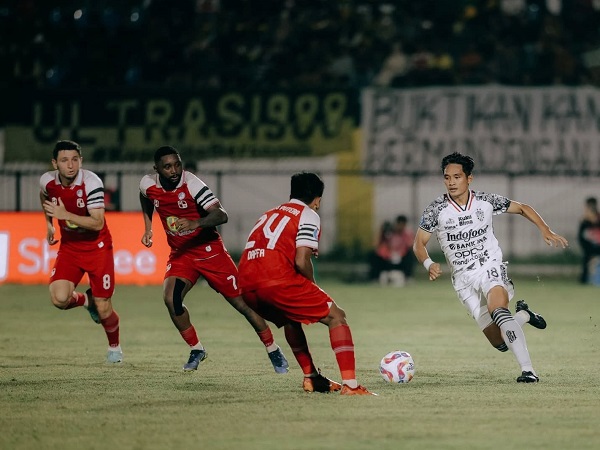 Gelandang Bali United, Kadek Agung di laga kontra Barito Putera