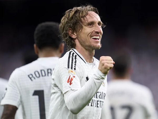Real Madrid Bahagia dengan Tawaran Kontrak Baru untuk Modric