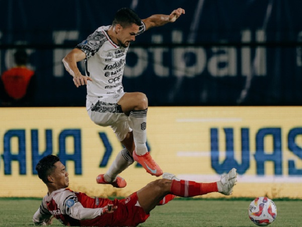 Penyerang Bali United, Boris Kopitovic