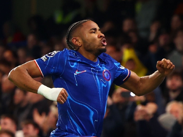 Christopher Nkunku diberi peringatan oleh pelatih Chelsea, Enzo Maresca