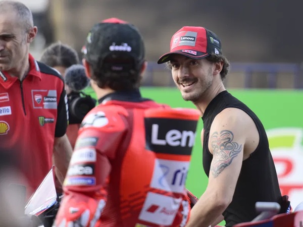 Bagnaia Tidak Berpikir Marquez Lancarkan Perang Mental