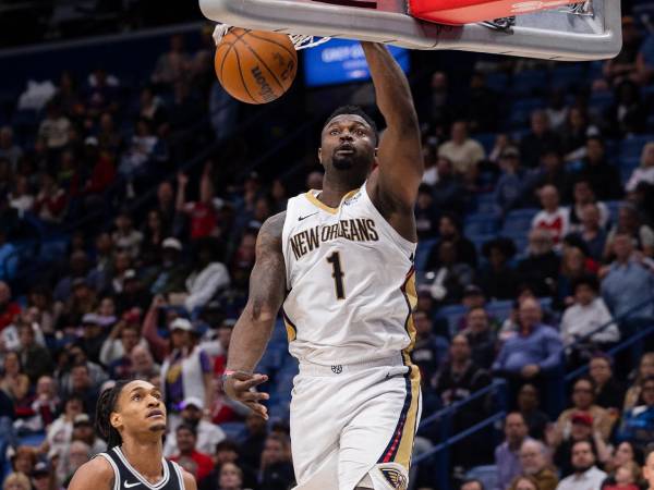 Zion Williamson mencetak 18 poin saat tuan rumah New Orleans Pelicans mengalahkan San Antonio Spurs 109-103 pada Selasa (25/2) malam.