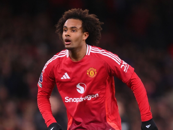 Joshua Zirkzee mengalami kesulitan di Manchester United