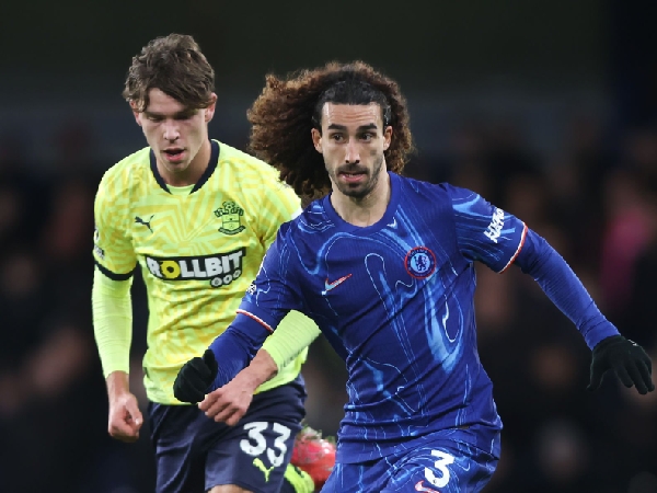 Bek kiri Chelsea, Marc Cucurella