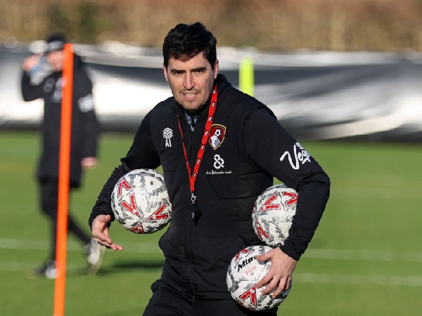 Manajer Bournemouth, Andoni Iraola