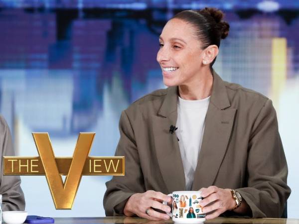 Diana Taurasi mengatakan bahwa di usia 42 tahun, dia benar-benar melakukan semua yang dia impikan di lapangan basket. (Foto: The View)