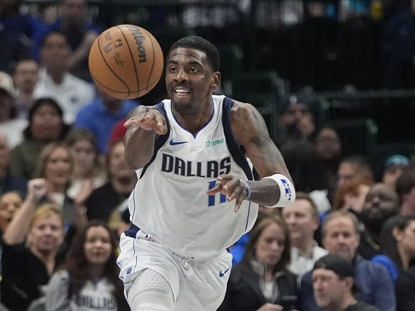 Kyrie Irving mulai terbiasa bermain di tengah Puasa Bulan Ramadan.