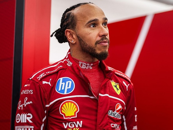 Lewis Hamilton siap tancap gas bersama Ferrari di F1 2025.