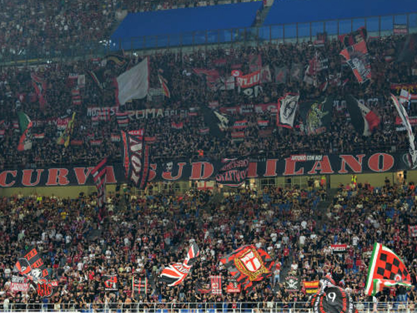 Tuntut Perubahan Besar, Ultras AC Milan Sebut Model Amerika Gagal