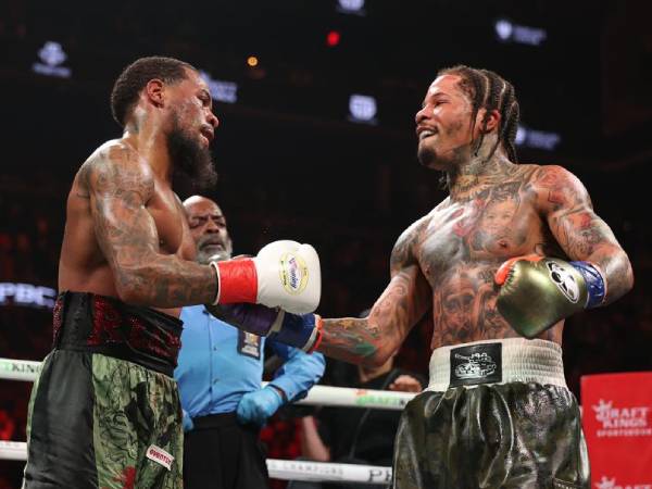 Gervonta Davis (kanan) menginginkan duel ulang lawan Lamont Roach Jr, tetapi tidak tahun ini. (Foto: Fight TV)
