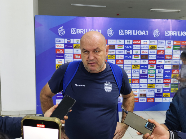 Pelatih Persib, Bojan Hodak